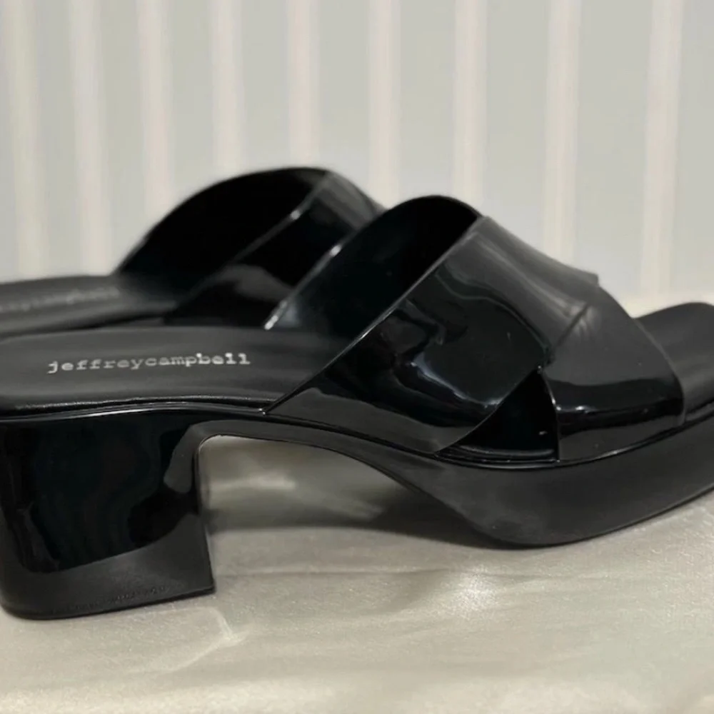 Jeffrey Campbell bubblegumBlack Patent Platform Mule Sandals Block Heel Size 8